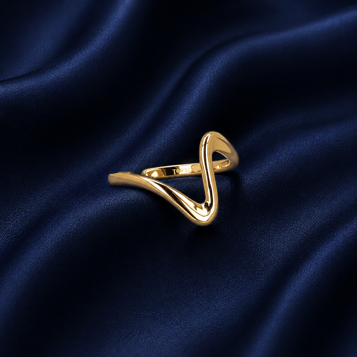 Anello Chevron Oro